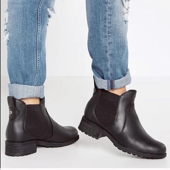 chelsea uggs